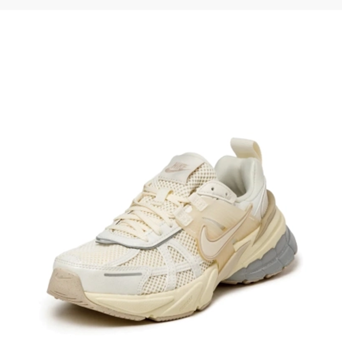 Nike V2K Run Beige  HQ1512-110