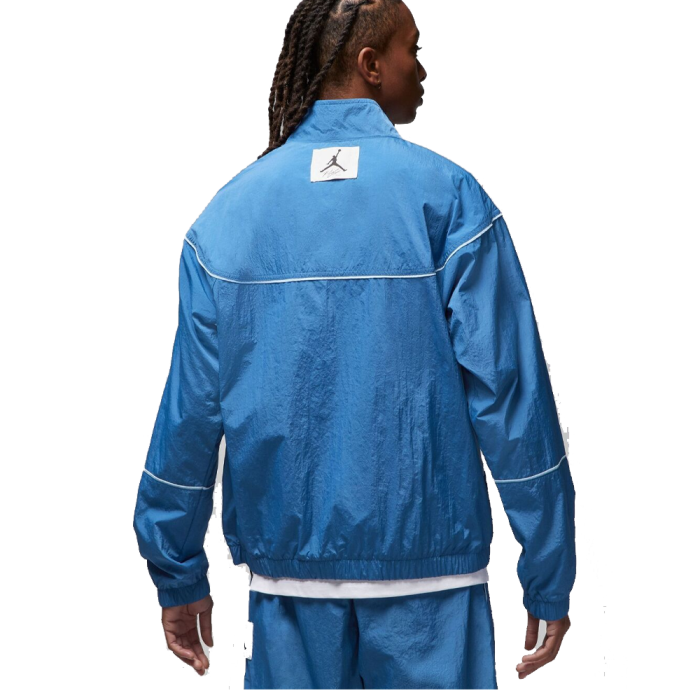 Куртка Nike Air Jordan Essentials Warm-Up DV7624-485