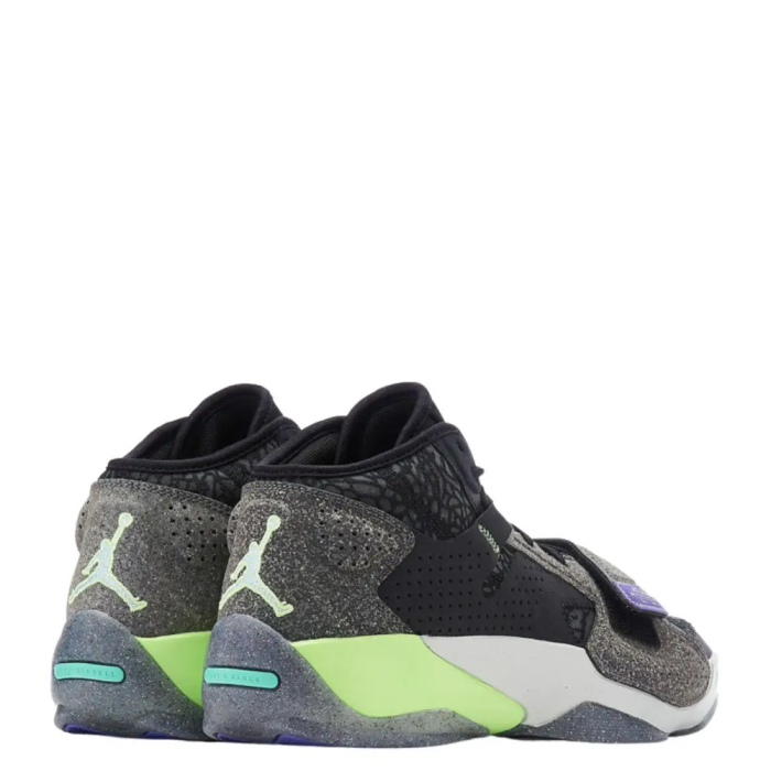 NIKE ZION 2 BLACK
