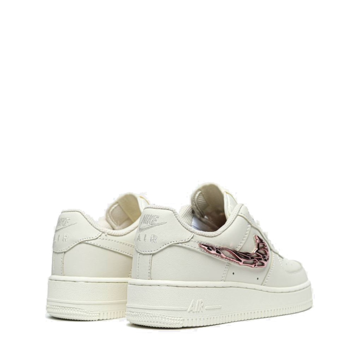 Nike Air Force 1 Molten Pink