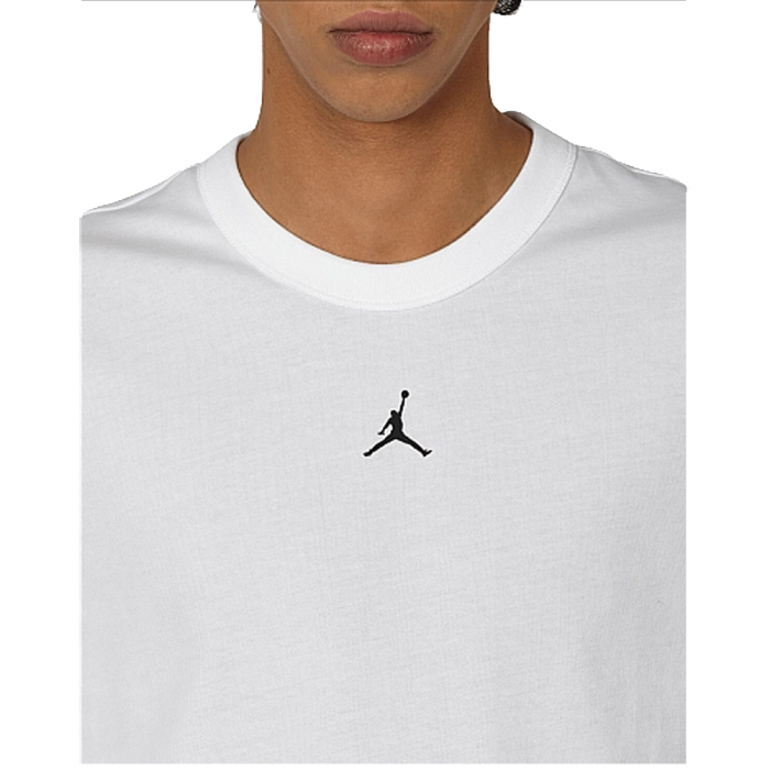 ФУТБОЛКА AIR JORDAN DRI-FIT SPORT PERFORMANCE T-SHIRT WHITE FN5829-100