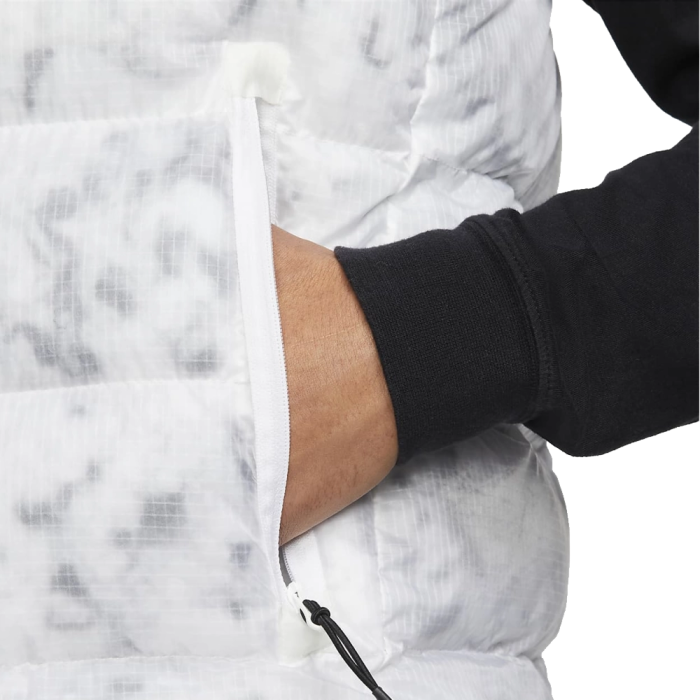 Жилетка чоловіча Nike Sportswear Therma-Fit Tech Pack White Dn2817-100