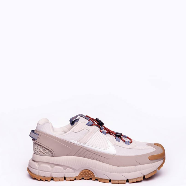 Nike Zoom Vomero Roam Beige