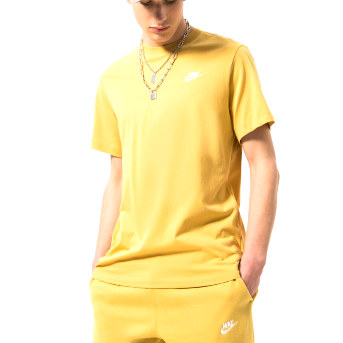 NIKE SPORTSWEAR CLUB YELLOW