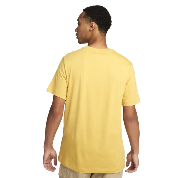 NIKE SPORTSWEAR CLUB YELLOW