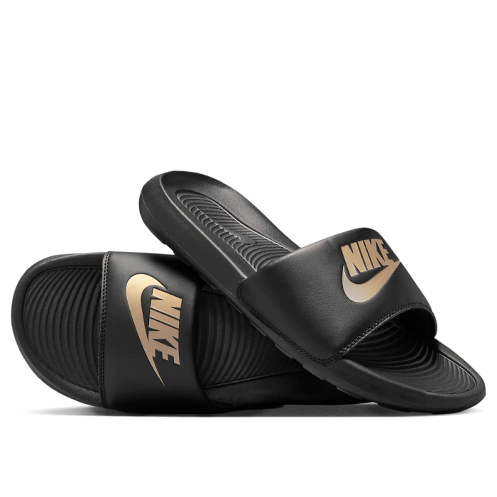 NIKE VICTORI ONE BLACK