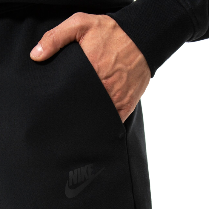 NIKE TECH FLEECE BLACK