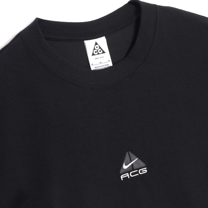 NIKE ACG BLACK