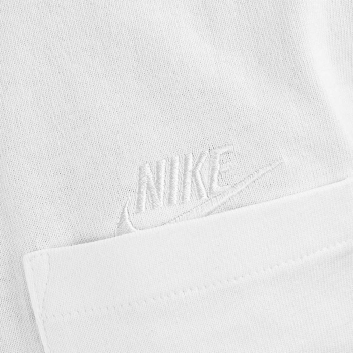 Футболка NIKE NSW PREMIUM ESSENTIALS POCKET T-SHIRT WHITE
