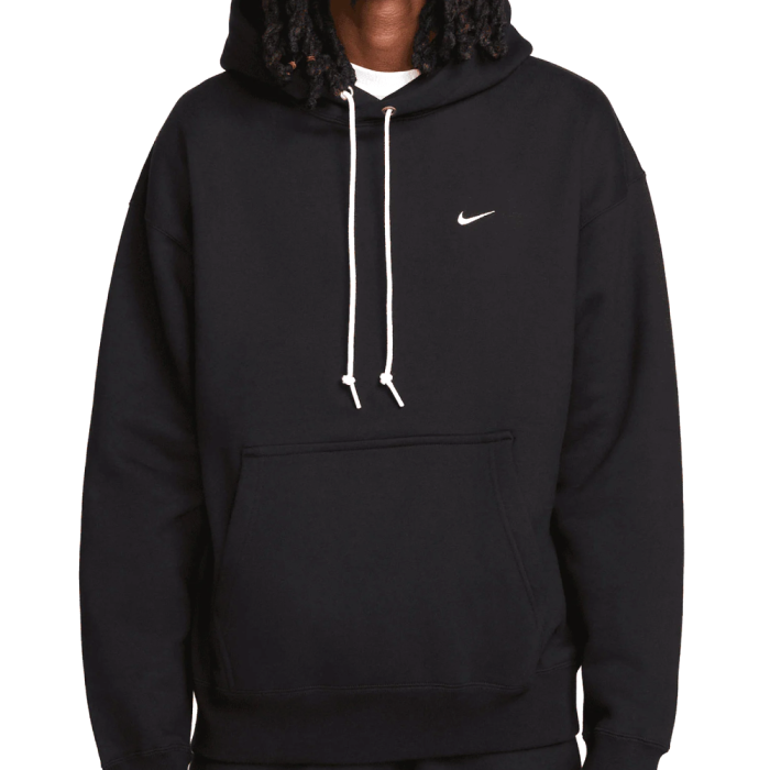NIKE SOLO SWOOSH BLACK