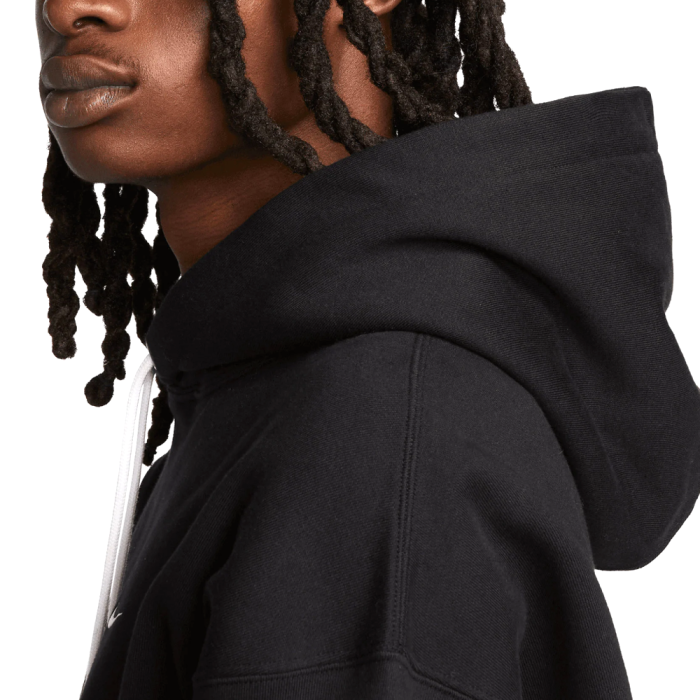 NIKE SOLO SWOOSH BLACK