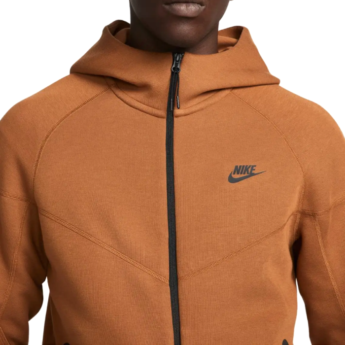 NIKE TECH FLEECE BROWN