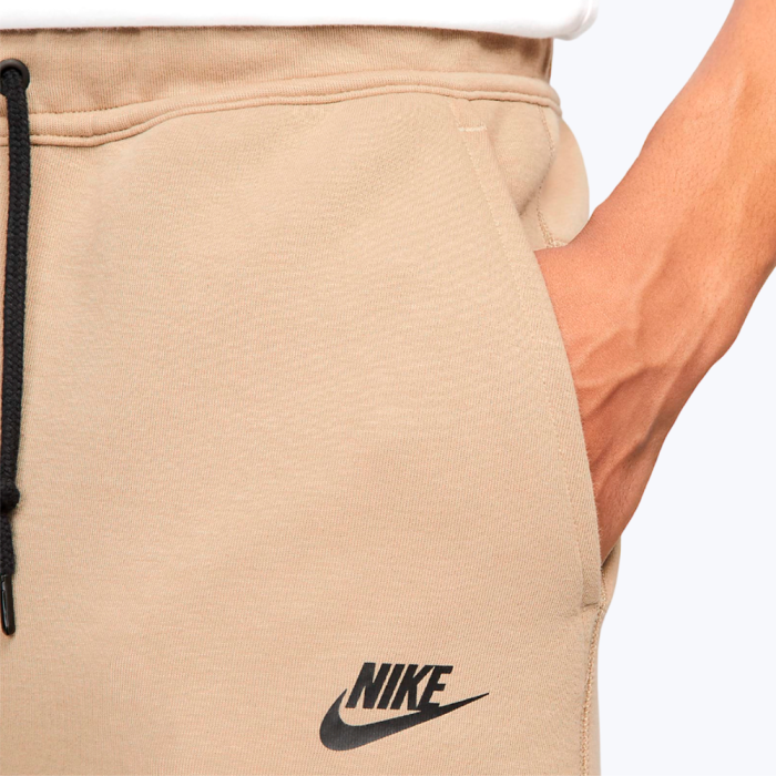 NIKE SPORTSWEAR TECH FLEECE BEIGE