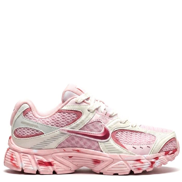 Nike V5 RNR Custom Pink